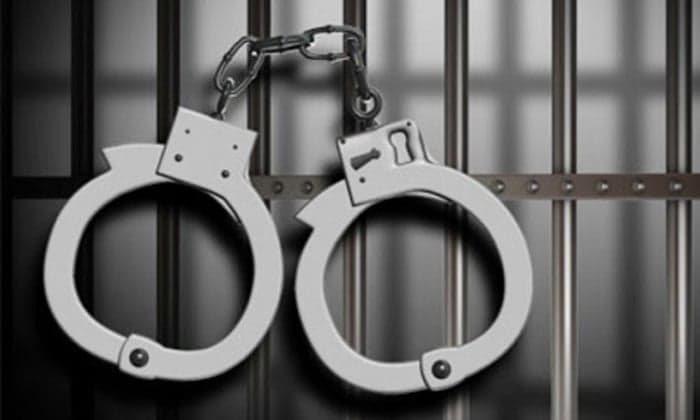 2 Hizb ut-Tahrir men held