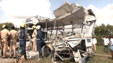 19 killed in bus–truck collision in Telangana