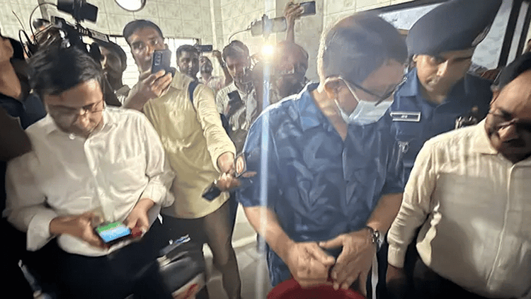 Health Minister fumes as patient told to buy saline despite hospital stock
