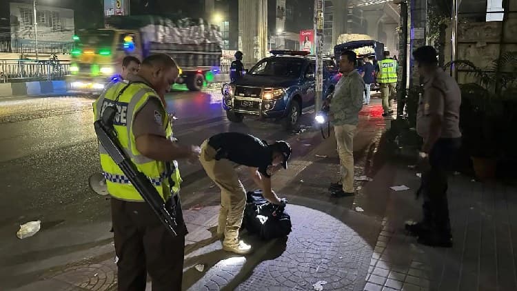 Cocktail explodes outside NCP office in Banglamotor