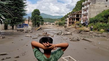 Nepal floods death toll climbs to 547, over 900 still missing