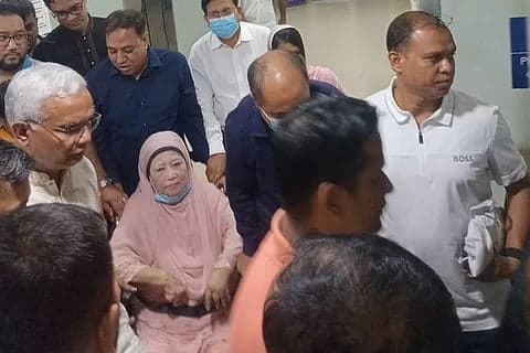 Khaleda Zia taken to Evercare Hospital
