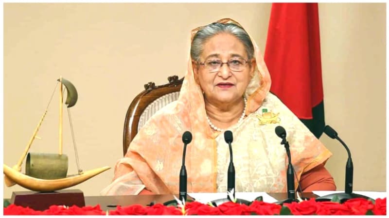 People need to be scared of men, not snakes: PM