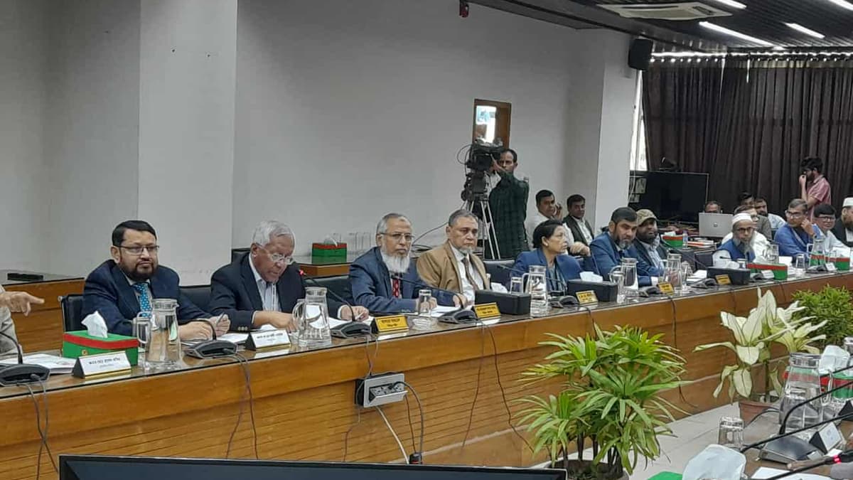 CEC seeks political parties’ cooperation to ensure fair, participatory polls 