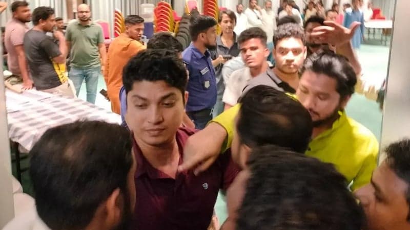 19 UP members arrested for 'secret meeting' in residential hotel