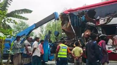 2 killed, 10 injured in bus-truck collision in Dinajpur