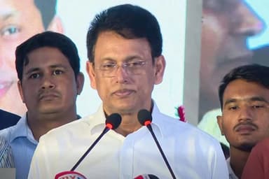 Govt moves to ease teachers’ financial burden on Khaleda Zia’s birthday: Education Minister
