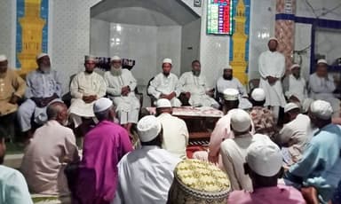Devotees angry over Jamaat's party meeting inside mosque