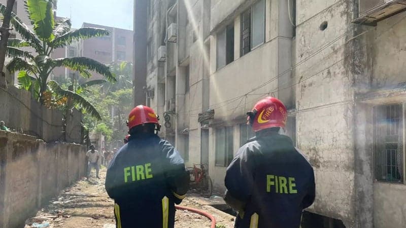 আগারগাঁও শিশু হাসপাতালের আগুন নিয়ন্ত্রণে