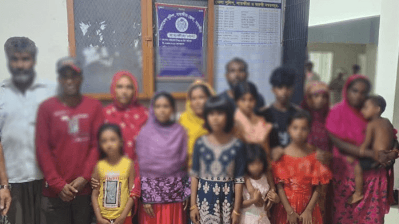 BSF hands over 15 detained Bangladeshis to BGB