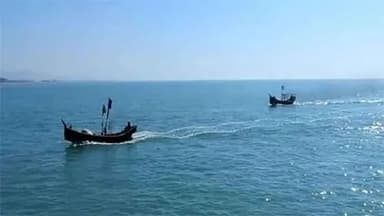 Arakan Army abducts 12 Bangladeshi fishermen