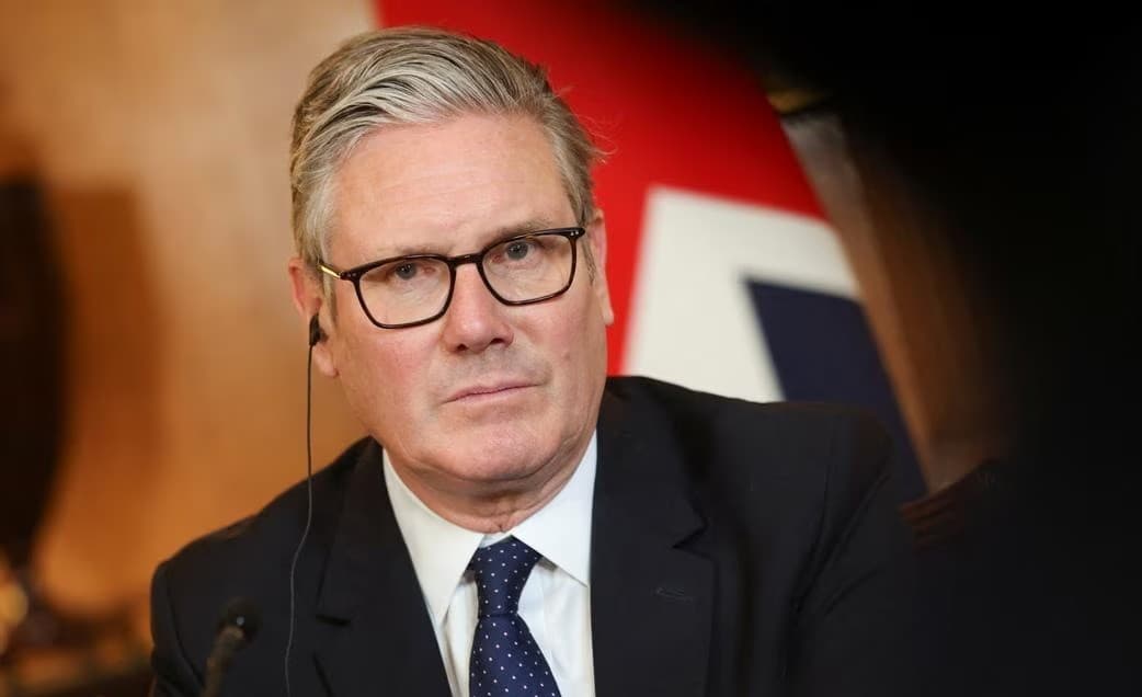 British Prime Minister Keir Starmer resigns