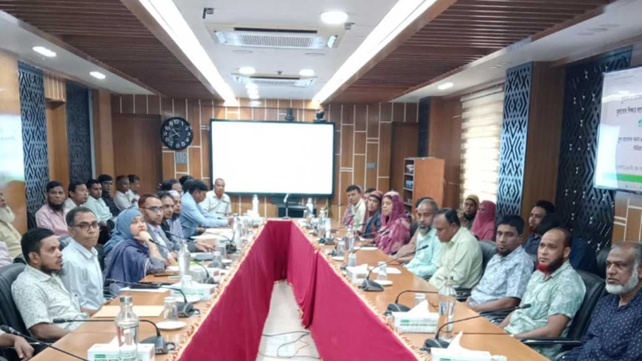 Transparency and accountability essential in land services: Senior Secretary