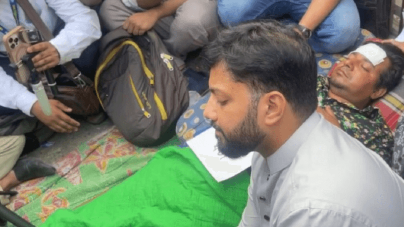 Ishraq rushed to Tarek Rahman