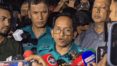 300 detained at JaSaD office being taken to police station for verification