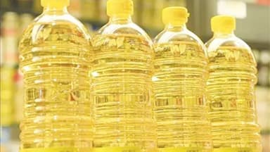 RAB seizes 22,642 litres of edible oil in Chattogram