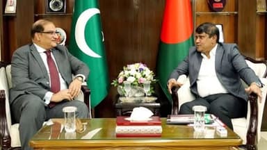 Pakistan envoy meets Defence Adviser