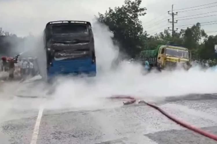 Bus catches fire after head-on collision with gas tanker in Manikganj