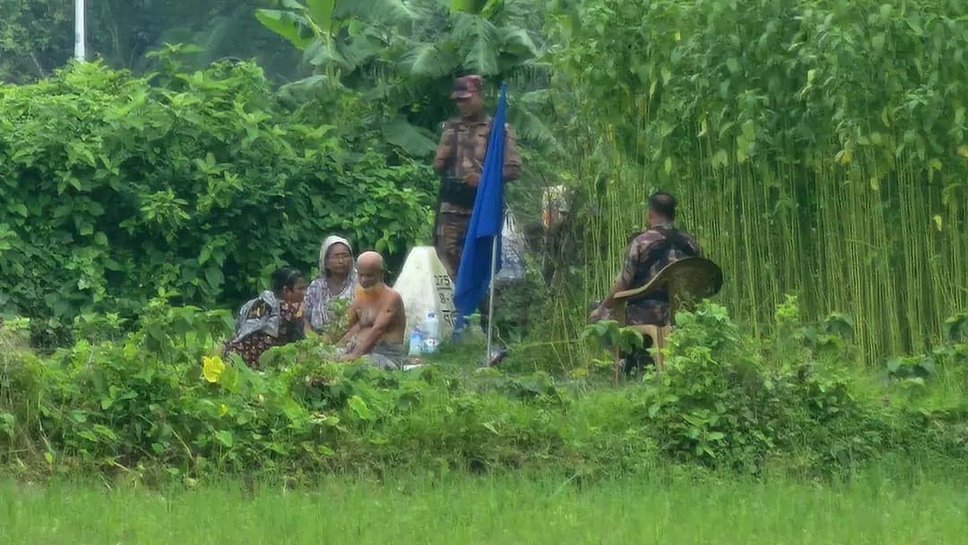 Three 'push-in' victims go missing at Joypurhat border