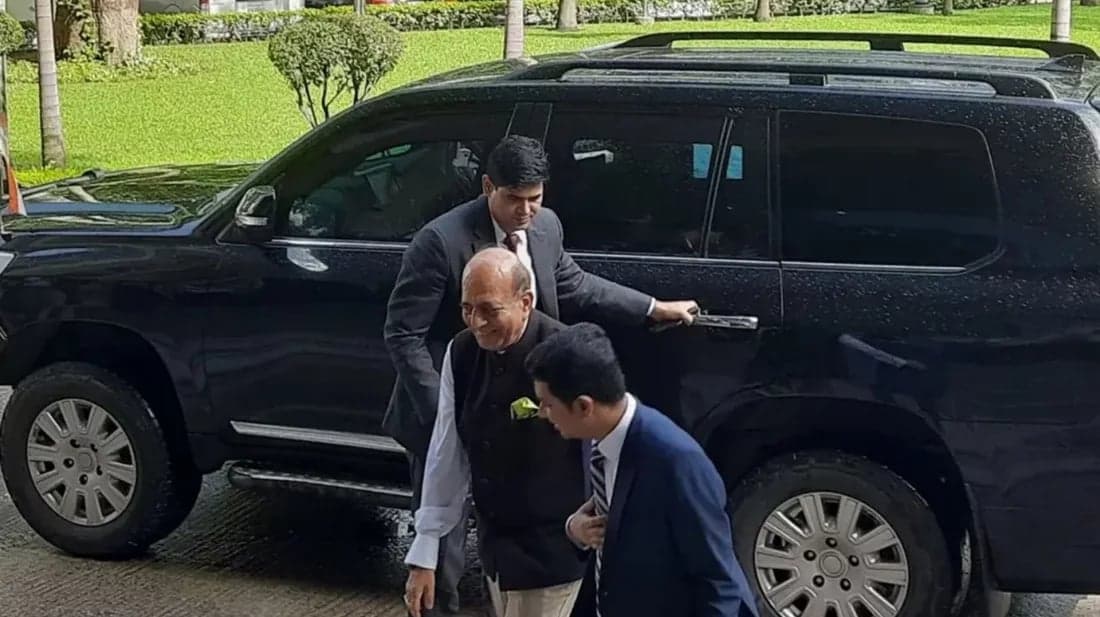 Indian High Commissioner Dinesh Trivedi meets Foreign Minister