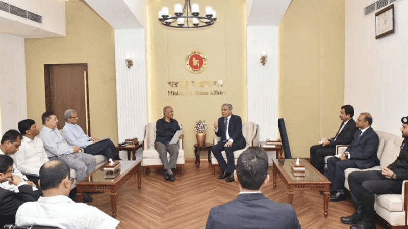 Bangladesh, Pakistan to join forces against terrorism: Home Adviser