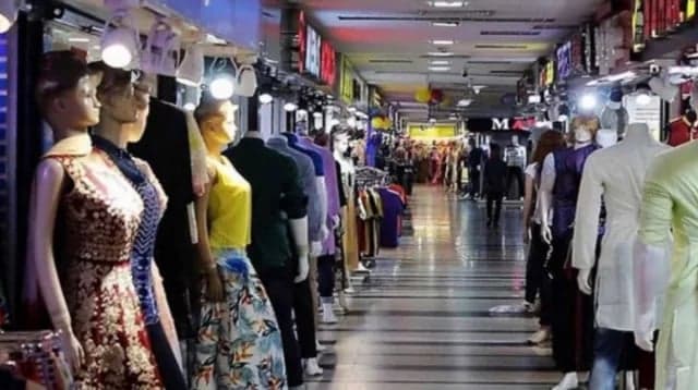 Shops, malls allowed to stay open until 10pm for Eid-ul-Azha