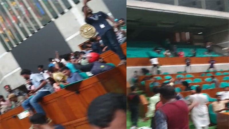 People rejoice entering parliament