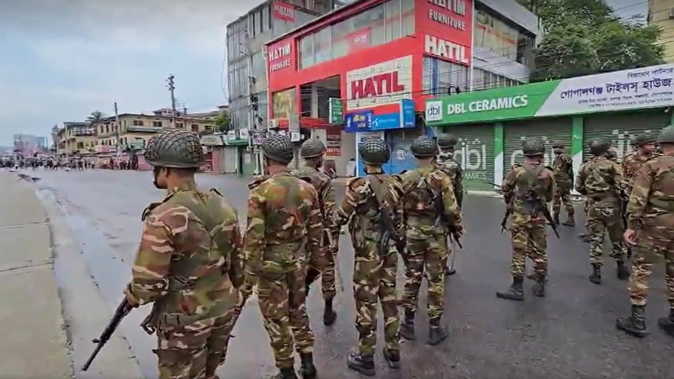 'Army to act strictly against disorder during Durga Puja'