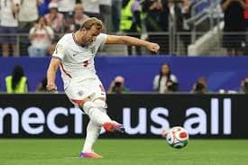 England take lead against Croatia through Kane's penalty