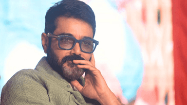 Don't put political colour on me: Prosenjit