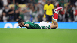 Mexico cruise to 2-0 lead over Ecuador