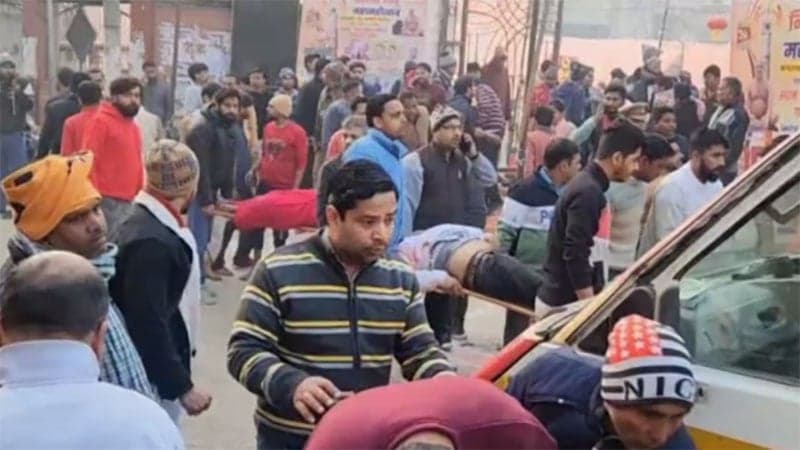 5 killed, 40 injured in platform collapse at religious gathering in India
