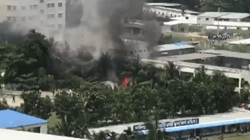 Casualties feared as Air Force F7 aircraft crashes in Uttara