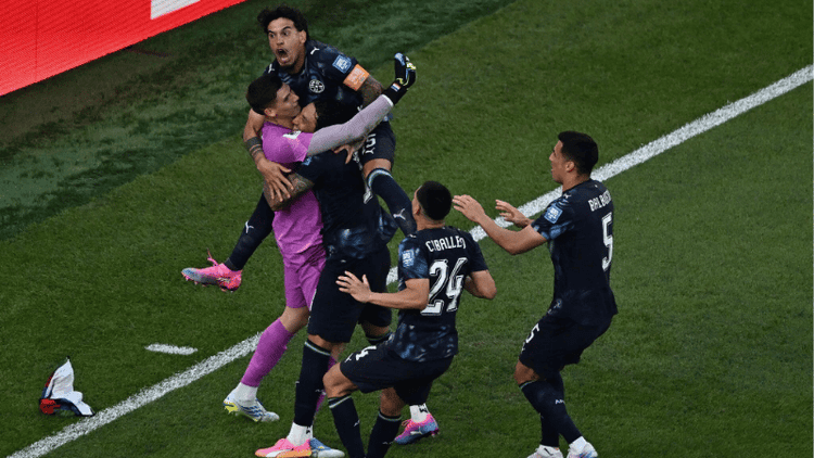 Orlando Gil's heroic performance leads Paraguay past Germany in penalty shootout