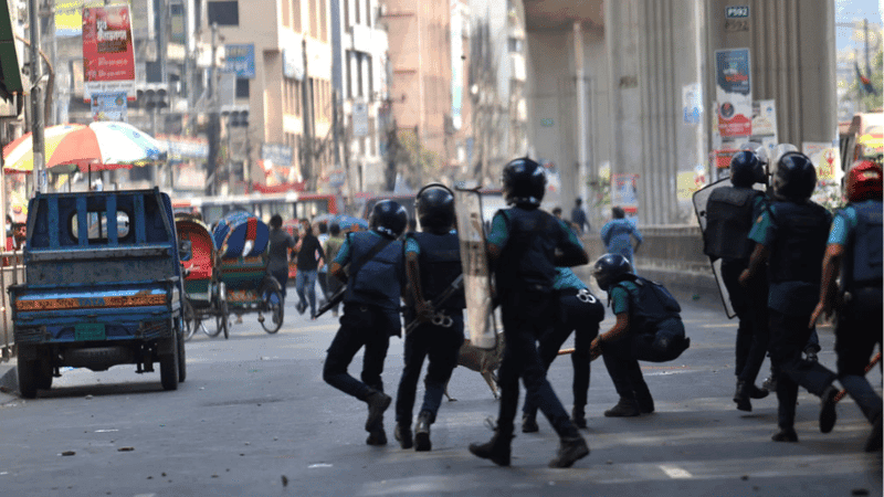 Police bar workers’ march towards Secretariat