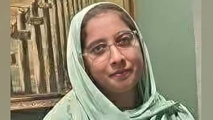 Milestone teacher Maherin Chowdhury gets Independence Award