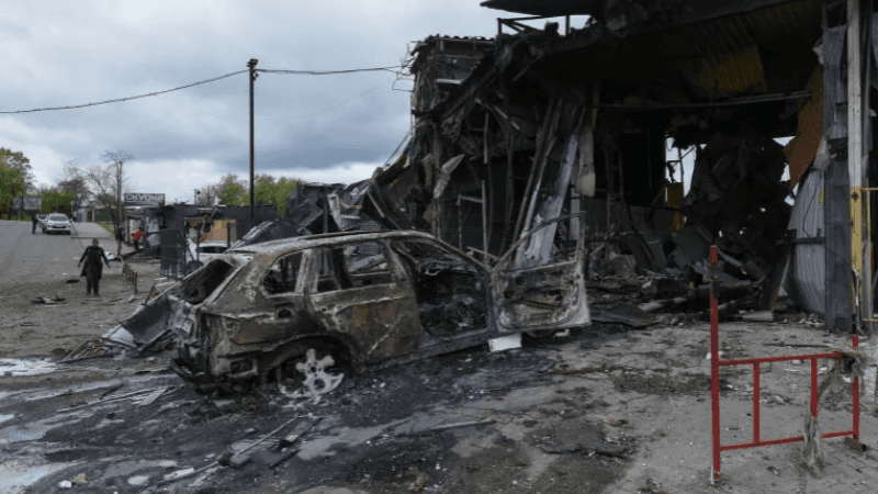 12 killed during spate of Russian attacks on Ukraine