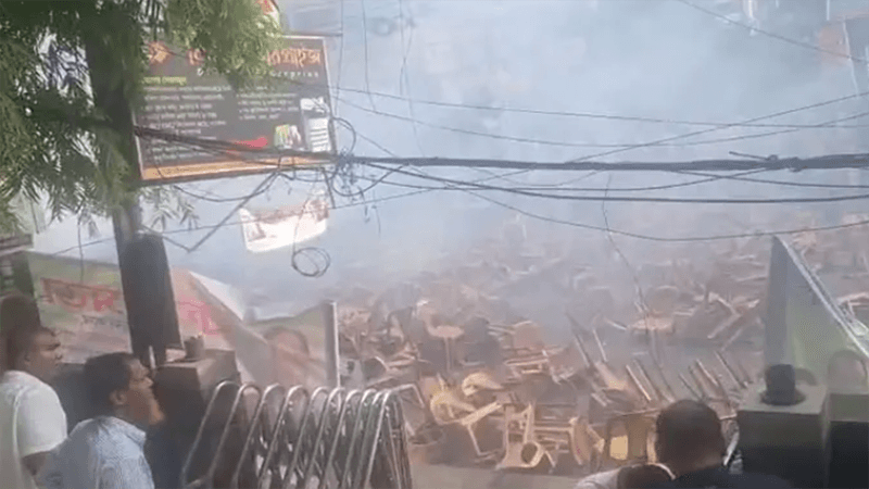 Clashes erupt at JaPa rally in Kakrail, police fire tear gas