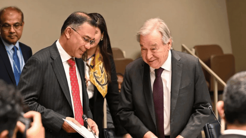 PM holds meeting with UN Secretary-General