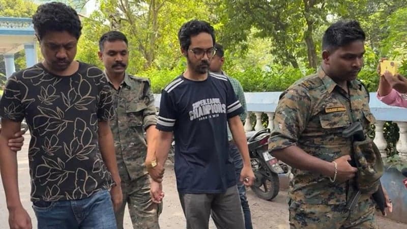 Faisal, Alamgir taken to Delhi by NIA for questioning