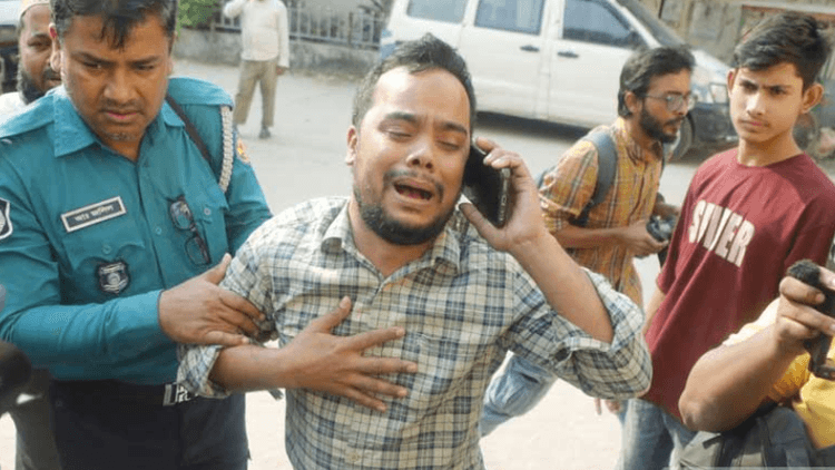 Six killed, over 300 injured as strong quake jolts Bangladesh