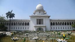 EC suspends transfer of 21 officials on High Court order