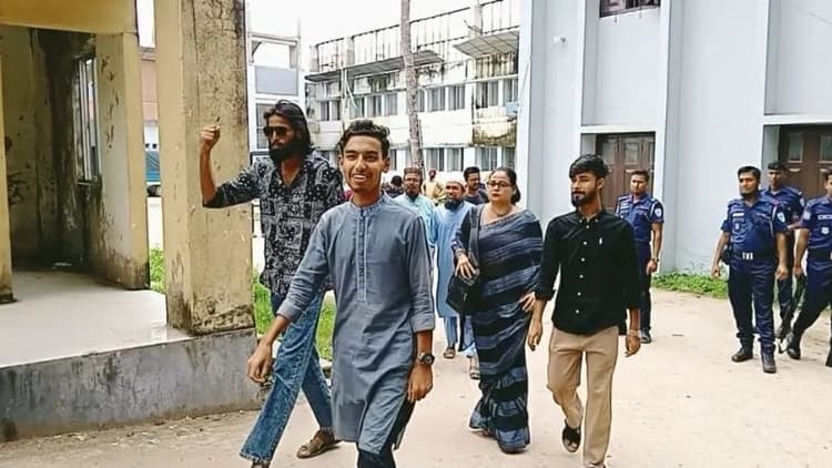 Anti-Discrimination Student Movement leader Mahdi release after 21 hours in custody  