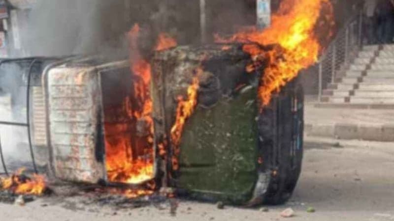 2 shot as RMG workers and joint forces clash in Mirpur