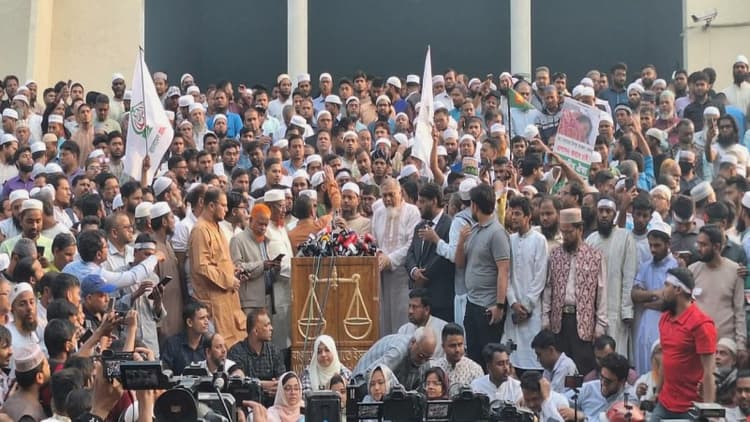 11-party alliance protests post-election violence