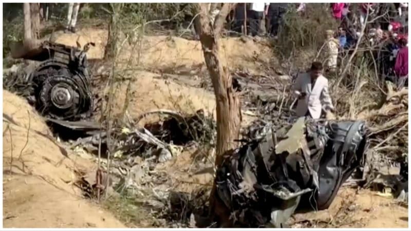 Army plane crashed in India, 2 pilots died