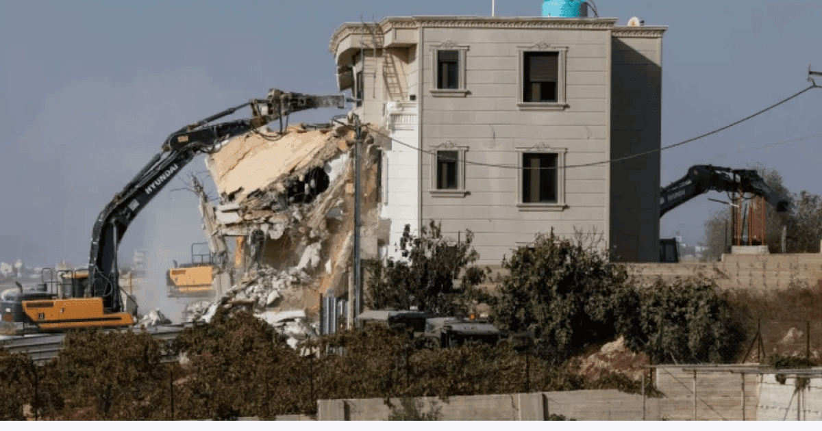 Israel displaces around 2,000 Palestinians in Hebron