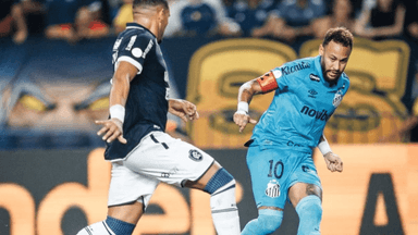 Neymar's instant impact off the bench sends Santos into Quarter-Final