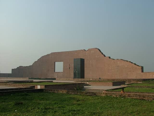 Martyred intellectuals