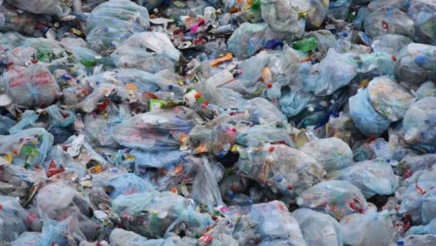 Ways to overcome plastic pollution